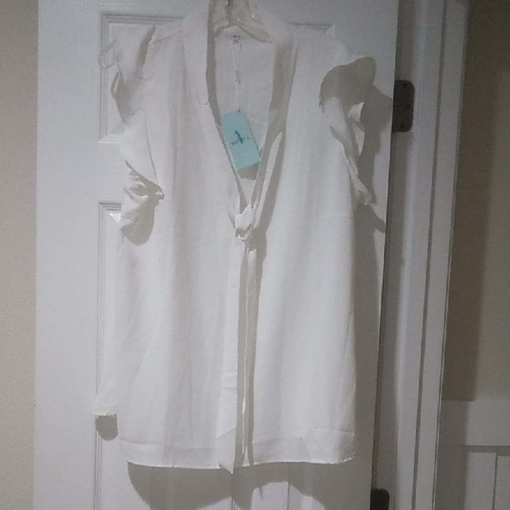 Elegant White Ruffle Sleeve Blouse